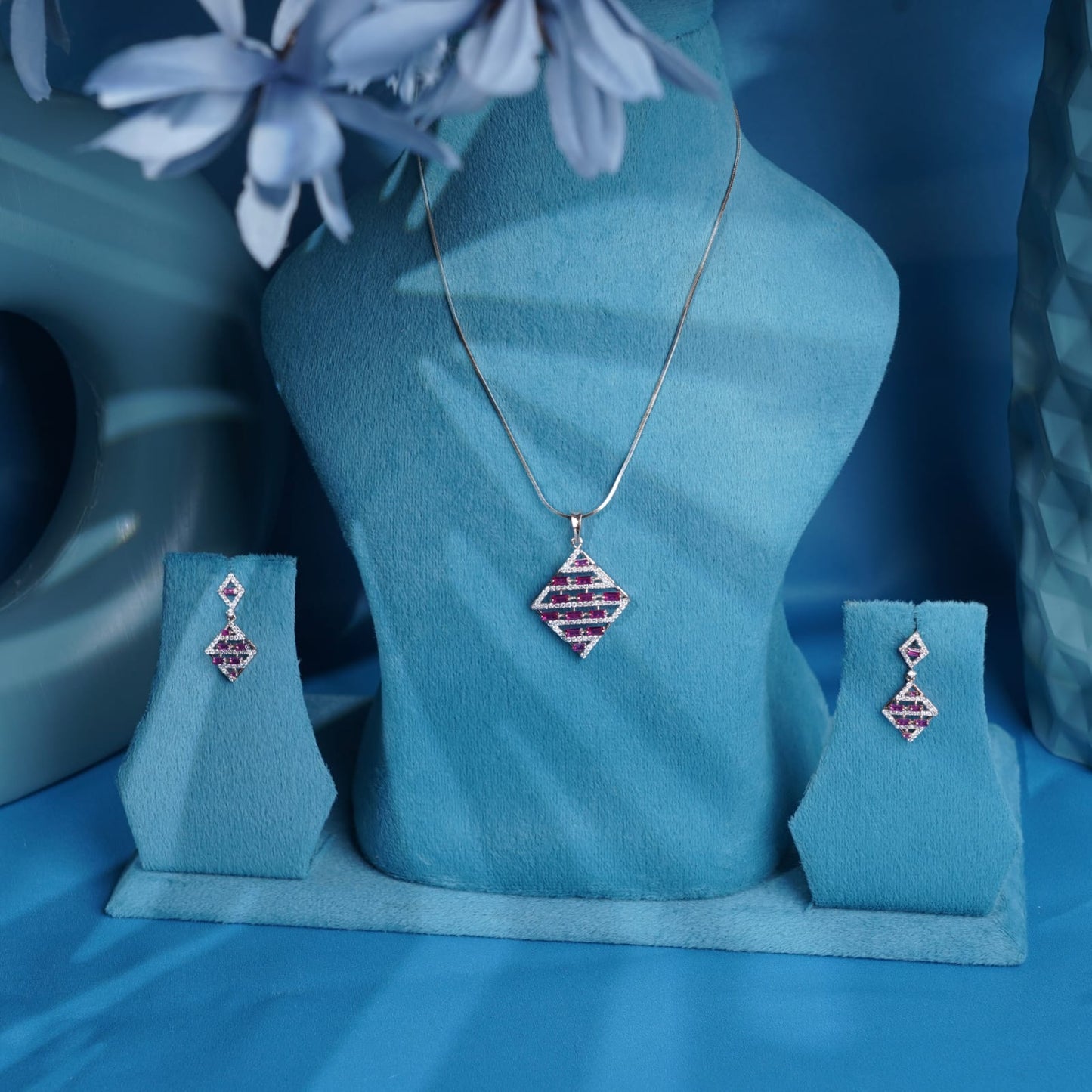 Moissanite the Geometric/Triangle Apex Set 🖤